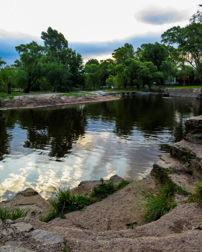 Río de los Sauces